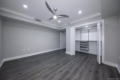 100 Glen Street #N2308, Glen Cove, NY 11542 - Photo 4