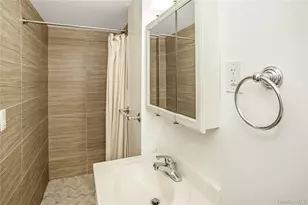 53-42 63rd St, Maspeth, NY 11378 - Photo 22