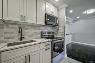 646 Evelyn Ave Ave, East Meadow, NY 11554 - Photo 10