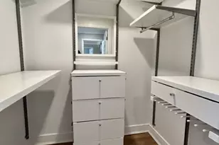 1100 Avalon St, Glen Cove, NY 11542 - Photo 10