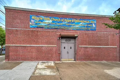3243 Ampere Avenue, Bronx, NY 10465 - Photo 2