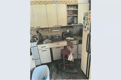 38 Hark Lane, Westbury, NY 11590 - Photo 4