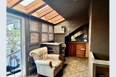 335 Arthur Street Street, Freeport, NY 11520 - Photo 10