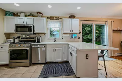 370 Pheasant Place, Greenport, NY 11944 - Photo 10