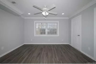 311 West Main Street #22, Patchogue, NY 11772 - Photo 6