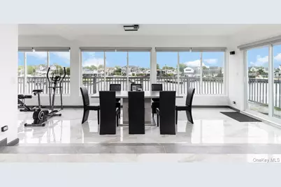 200 Clocks Boulevard, Massapequa, NY 11758 - Photo 6