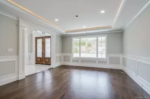 12 Barbara Ln, Glen Cove, NY 11542 - Photo 38