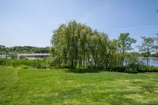 12 Barbara Ln, Glen Cove, NY 11542 - Photo 42