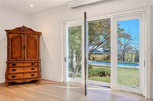 204 Centre Island Rd, Oyster Bay, NY 11771 - Photo 22