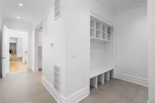 204 Centre Island Rd, Oyster Bay, NY 11771 - Photo 18