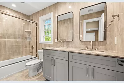 1850 Voshage Street, Baldwin, NY 11510 - Photo 26