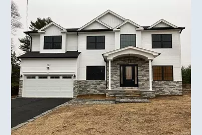 51 Michigan Avenue, Massapequa, NY 11758 - Photo 2