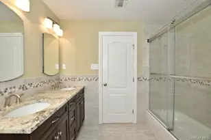 51 Michigan Ave, Massapequa, NY 11758 - Photo 18