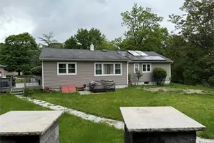 77 Upper Rd, Bloomingburg, NY 10940 - Photo 18