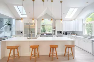 4 Douglas Ct, Hampton Bays, NY 11946 - Photo 10