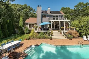 4 Douglas Ct, Hampton Bays, NY 11946 - Photo 22