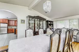 581 Union Rd, Spring Valley, NY 10977 - Photo 6