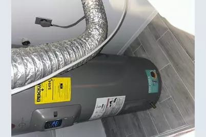 615 Broadway #11, Amityville, NY 11701 - Photo 14