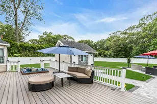 21 Buttonwood Dr, Dix Hills, NY 11746 - Photo 48