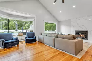 21 Buttonwood Dr, Dix Hills, NY 11746 - Photo 12