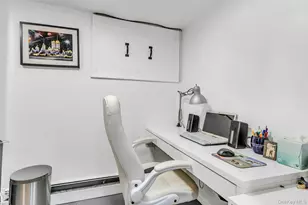 21 Buttonwood Dr, Dix Hills, NY 11746 - Photo 24