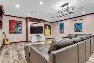 21 Buttonwood Dr, Dix Hills, NY 11746 - Photo 36