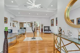 21 Buttonwood Dr, Dix Hills, NY 11746 - Photo 4