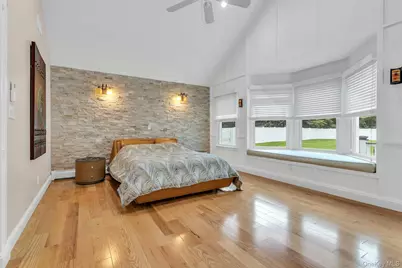 21 Buttonwood Drive, Dix Hills, NY 11746 - Photo 16