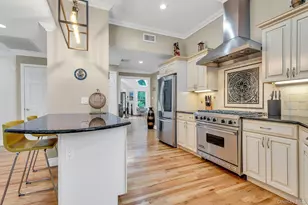 21 Buttonwood Dr, Dix Hills, NY 11746 - Photo 10