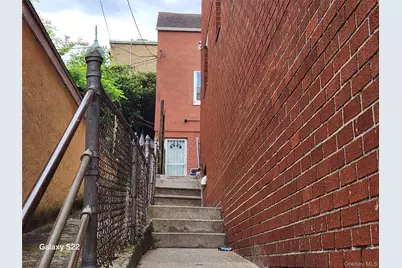 32 Yonkers Ave, Yonkers, NY 10701 - Photo 2