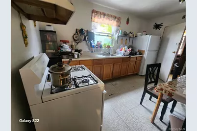 32 Yonkers Ave, Yonkers, NY 10701 - Photo 4