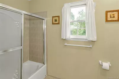 16 Abbey Lane, East Setauket, NY 11733 - Photo 20