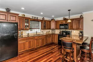 16 Abbey Ln, East Setauket, NY 11733 - Photo 24