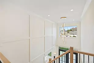 45 Mist Ln, Westbury, NY 11590 - Photo 16