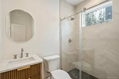 45 Mist Lane, Westbury, NY 11590 - Photo 24