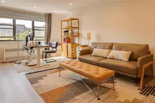 50 Brompton, Great Neck, NY 11021 - Photo 12