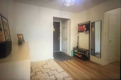 50 Brompton #3K, Great Neck, NY 11021 - Photo 4