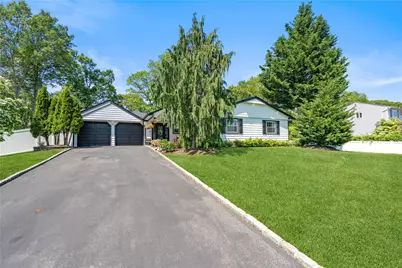 11 Gallatin Drive, Dix Hills, NY 11746 - Photo 2