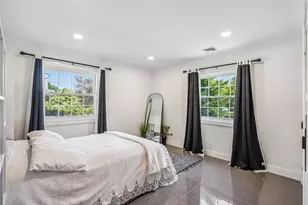 11 Gallatin Dr, Dix Hills, NY 11746 - Photo 18