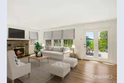 6 Huckleberry Lane E, Hampton Bays, NY 11946 - Photo 22