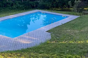 6 Huckleberry Ln E, Hampton Bays, NY 11946 - Photo 38