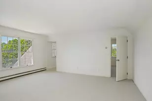 6 Huckleberry Ln E, Hampton Bays, NY 11946 - Photo 30