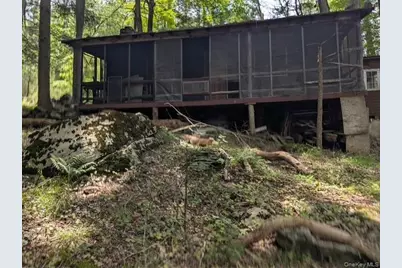 131 Old Plank Road, Sparrow Bush, NY 12780 - Photo 14