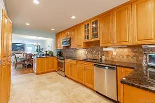 10 Hidden Harbor Dr, Babylon, NY 11702 - Photo 6