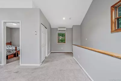 5 Hastings Drive, Ridge, NY 11961 - Photo 20