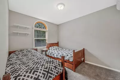 5 Hastings Drive, Ridge, NY 11961 - Photo 22