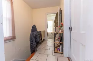 185 Green St, Port Ewen, NY 12401 - Photo 12