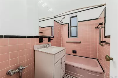 277 Bronx River Road #2A, Yonkers, NY 10704 - Photo 16