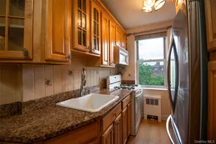 1 Georgia Ave, Bronxville, NY 10708 - Photo 10