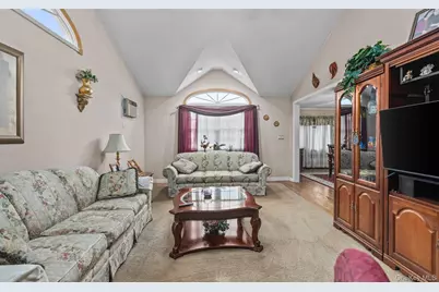 84 Charles Street, Mineola, NY 11501 - Photo 4